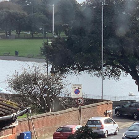 Southsea Royale Studio, James Bond, Parking, Seafront ポーツマス エクステリア 写真